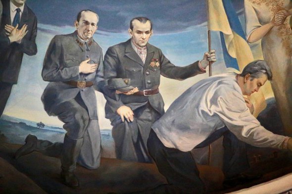 Во Львовской области на стенах церкви изобразили Кузьму Скрябина (фото)